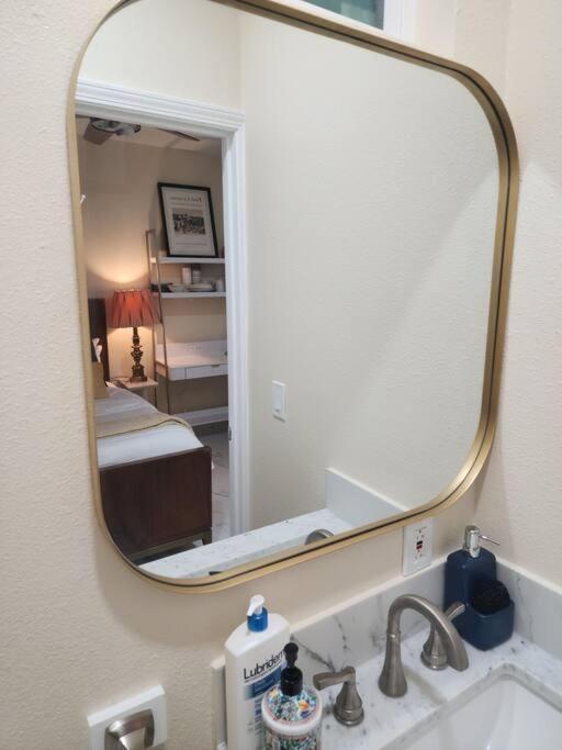 Cozy Tiny Private Guestsuite Lancaster Esterno foto